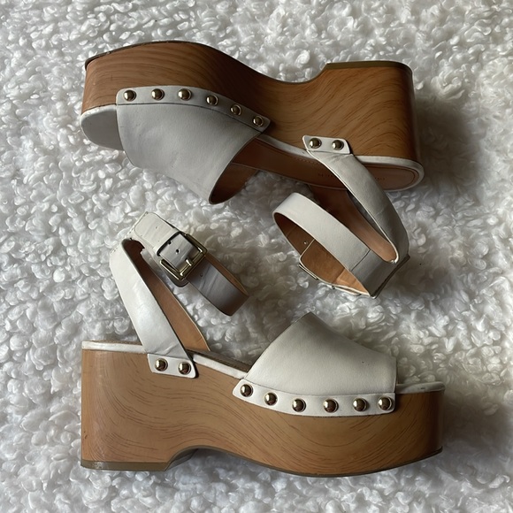 Marc Fisher Platform Sandals - Picture 2 of 8